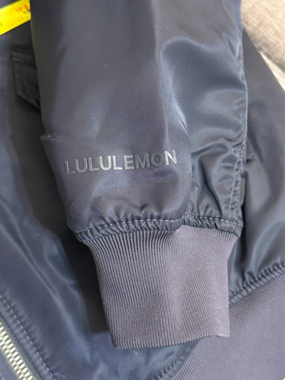 Oversized Lululemon Insulated Flight Jacket - Wms Medium - Navy - Picture 12 of 12